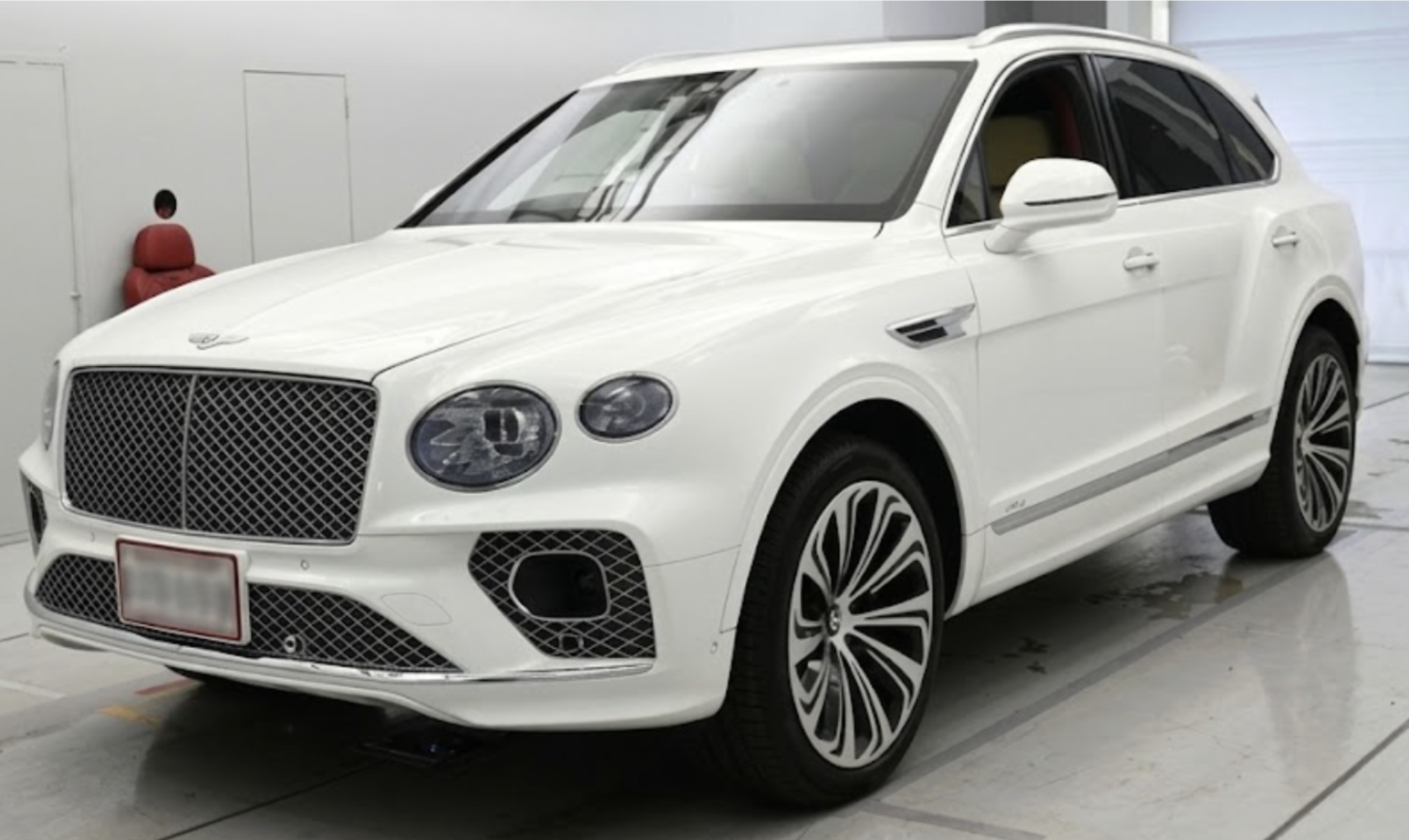 Bentley Bentayga EWB