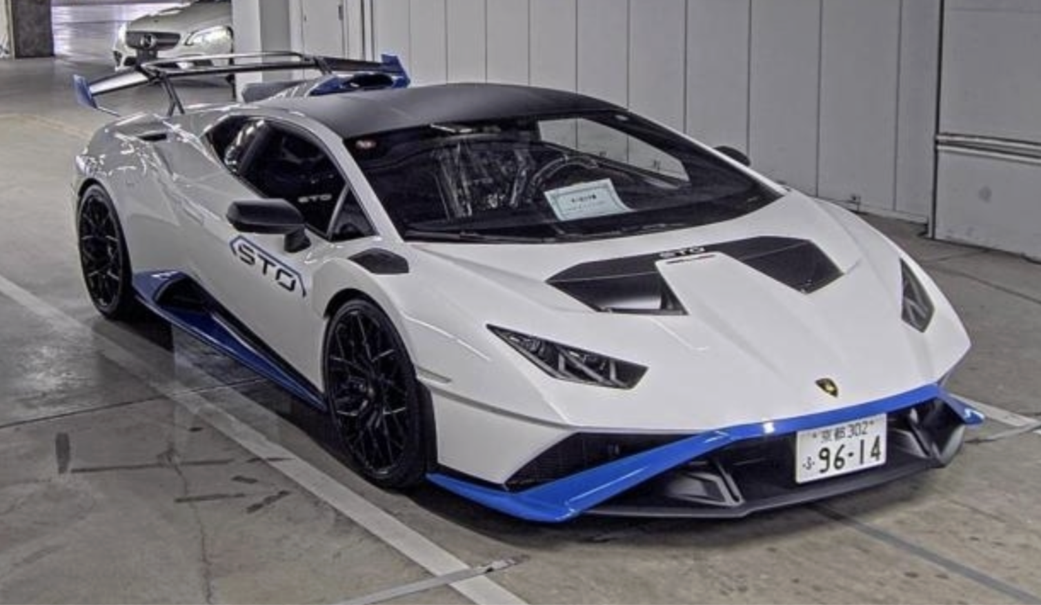 Lamborghini Huracán STO