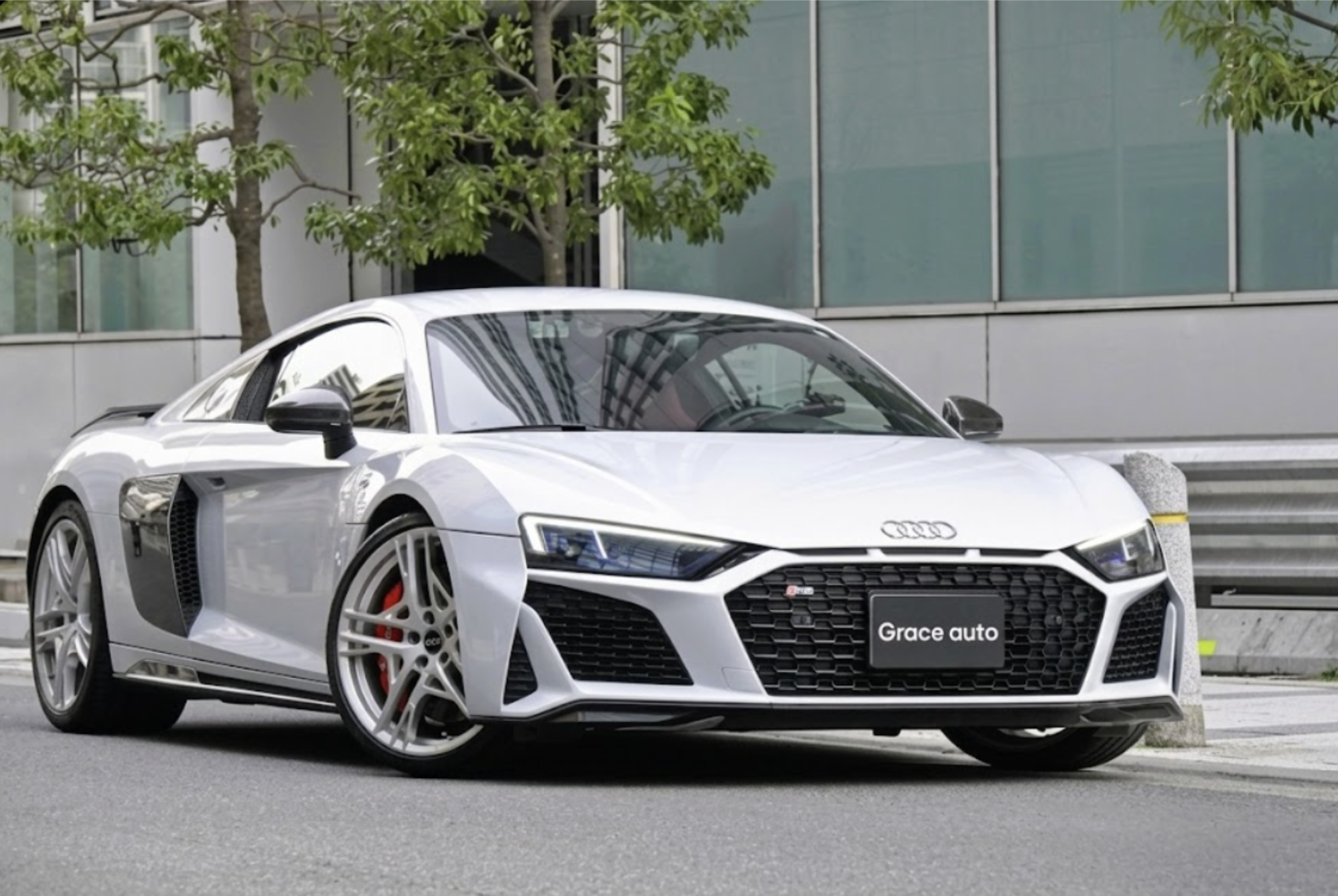 Audi R8